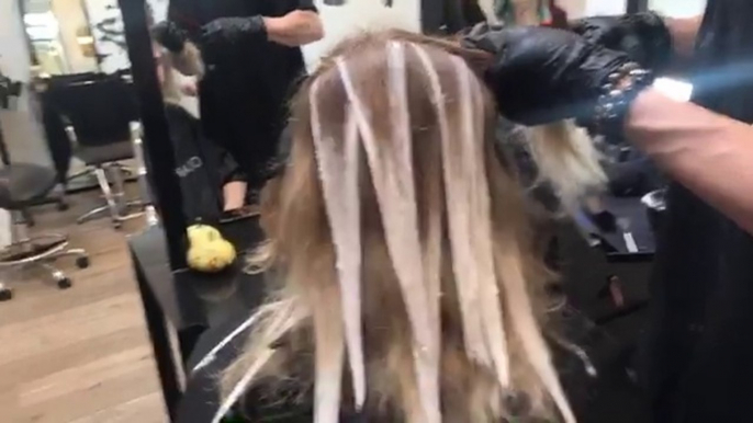 Balayage class - how to balayage hair - Balayage hair color technique