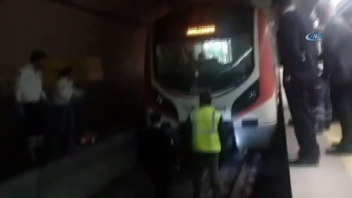 Marmaray'da intihar ettiği iddia edilen şahsın cesedi çıkarıldı