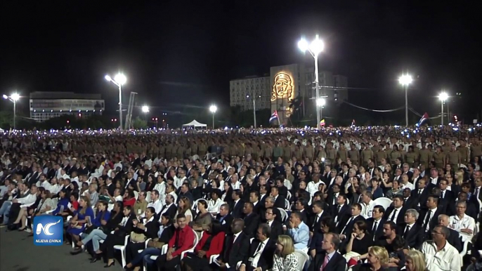 Miles de cubanos y líderes mundiales despiden a Fidel Castro