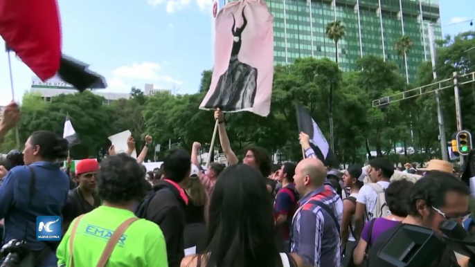 ¡Fuera Peña!, el grito de manifestantes el día de la Independencia