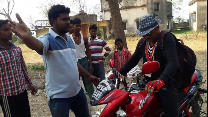 Man rescuing snake non venomous(Indian rock pytho) snake rescue team Panchet dam(N G O)