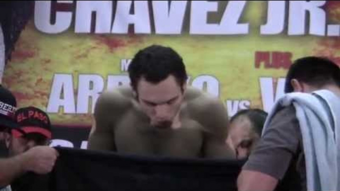 Julio Cesar Chavez Jr OVERWEIGHT vs Marcos Reyes - WEIGH IN