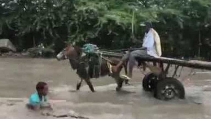 Mogadishu Streets Under Water After Severe Flooding