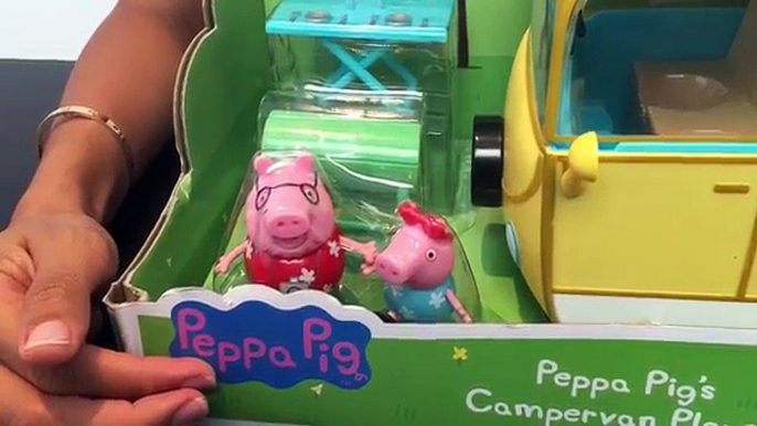 Peppa Pig Family Camper Van Playset