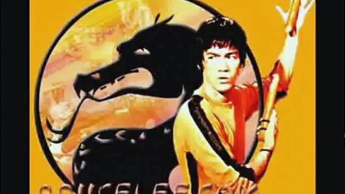 Bruce Lee : Speed, Strenght and Nunchaku.