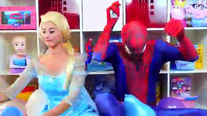 Spiderman vs Elsa Frozen Disney in Real Life - Balloon Drop Pop Challenge Superhero Toys, tv 2017 & 2018