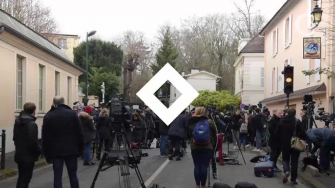 A LA RENCONTRE DES FANS DE JOHNNY HALLYDAY. Pascal, alias "Vieux loup" : "Divorcé, je me retrouvais seul et j'écoutais Johnny"