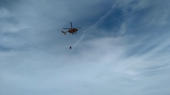 Démo d'hélitreuillage des pompiers de Paris