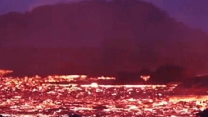 Video Captures Rapid Lava Flow in Puna, Hawaii