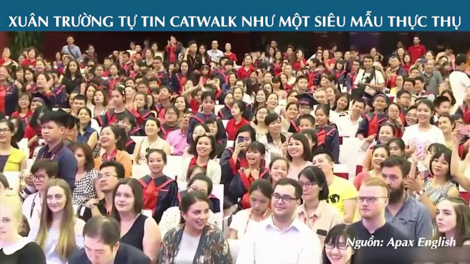 XUÂN TRƯỜNG TỰ TIN CATWALK NHƯ MỘT SIÊU MẪU THỰC THỤ