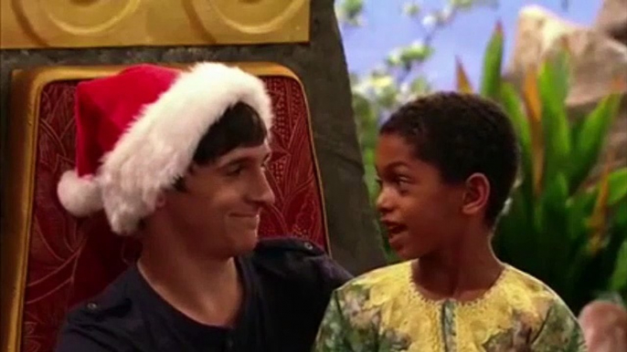 Pair Of Kings S02E16 Pair of Santas