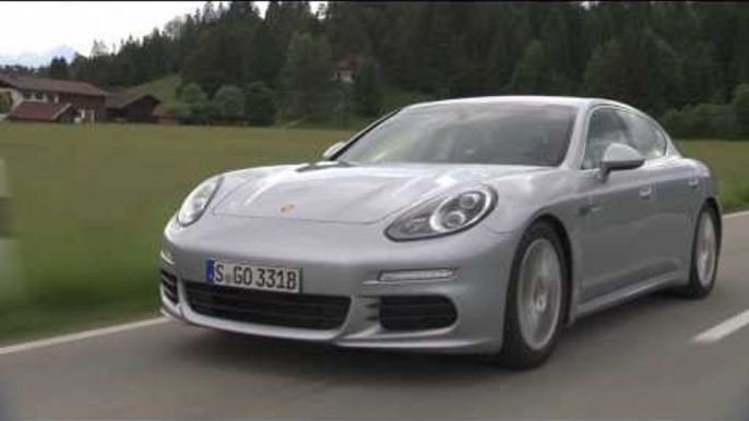 Porsche Panamera S E-Hybrid Driving Review | AutoMotoTV