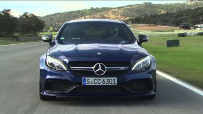 Mercedes-AMG C 63 S Coupé in Brillant blue - Race Track Driving Video | AutoMotoTV