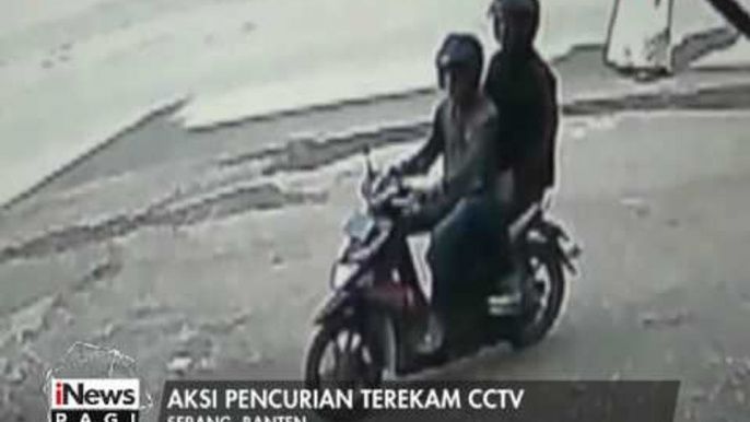 Aksi Pencurian Sepeda Motor di Serang, Banten Terekam CCTV - iNews Pagi 28/04