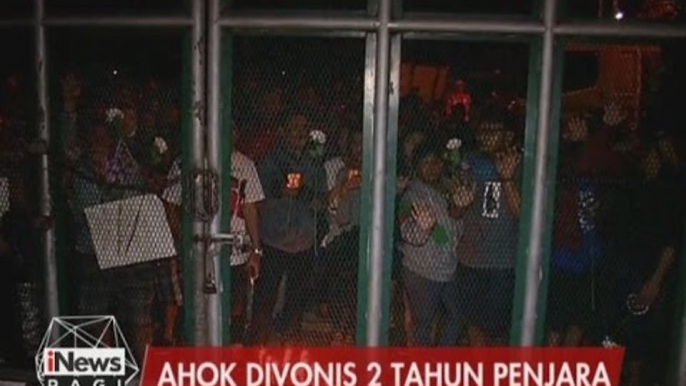 Massa Pro Ahok Masih Bertahan Hingga Dini Hari & Lantunkan Lagu Bebaskan Ahok - iNews Pagi 10/05