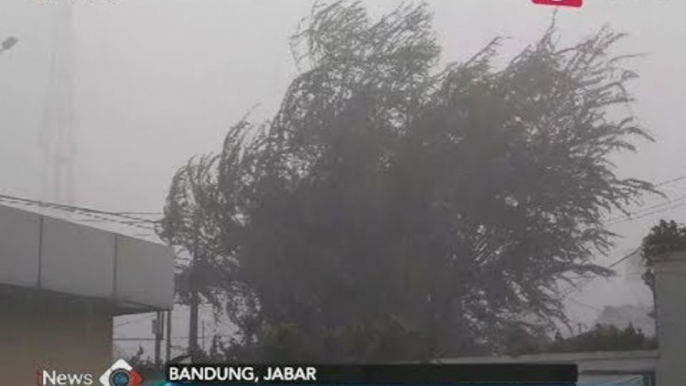 Curah Hujan Tinggi & Cuaca Ekstrem, Warga Kota Bandung Diminta Waspada Banjir - iNews Pagi 08/03