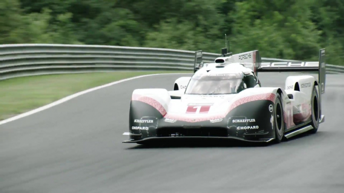 Porsche 919 Hybrid Evo Lap record at the Nürburgring Highlights