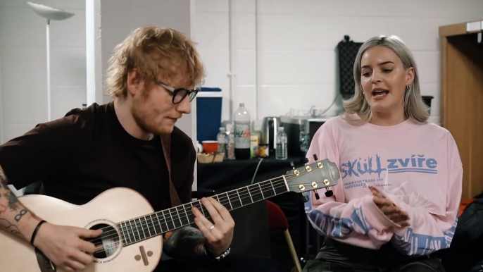 Anne-Marie & Ed Sheeran – 2002 [Official Acoustic Video]