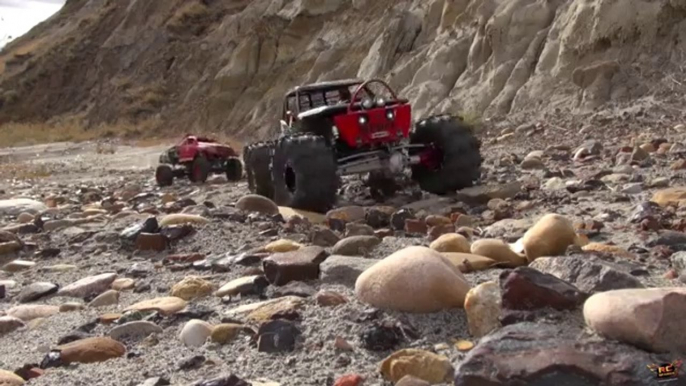 RC ADVENTURES - 3 Trail Trucks on a Fun Adventure - Group Trail Run - Scale 4x4 Trucks