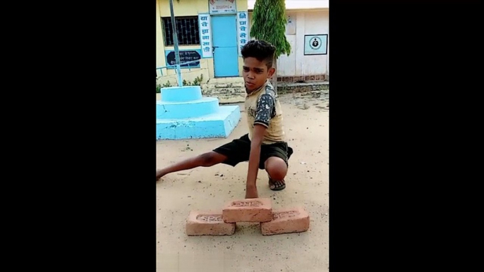 Indian Funny Singer, Indian Funny dancer, Crazy Dance video, Very Funny video, Comedy Video, Stupid Videos