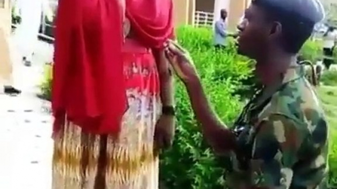 Best Proposal Video Ever!!! Nigerian Lady in tears after her soldier boyfriend proposed to her inside her university right in front of her Faculty of Law