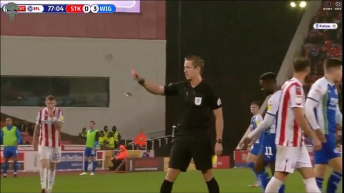 Ashley Williams Sent Off For Second Yellow Card vs Wigan!