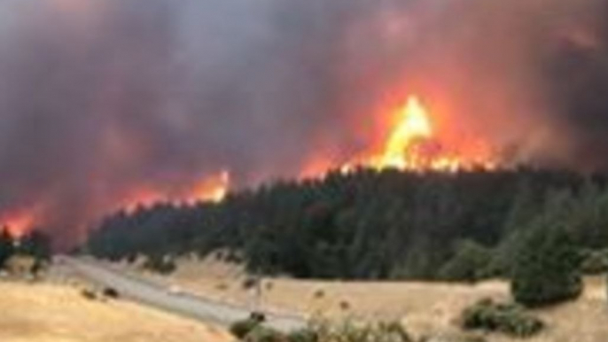 Fast-Moving Fire Shuts Down Highway North of Redding, California