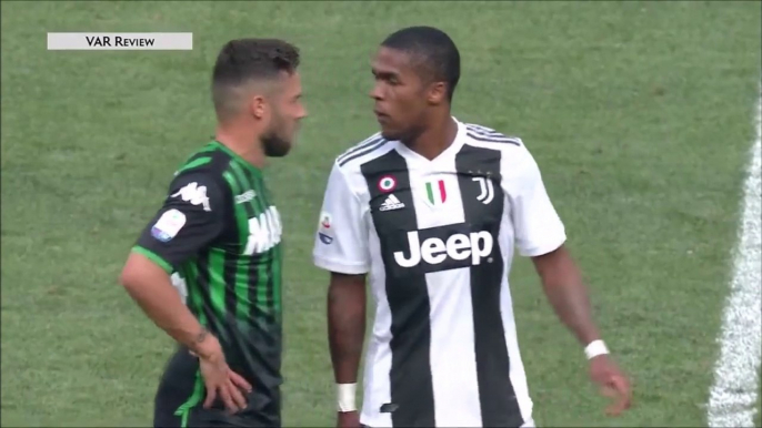 Douglas Costa Red Card For Spitting vs Sassuolo!