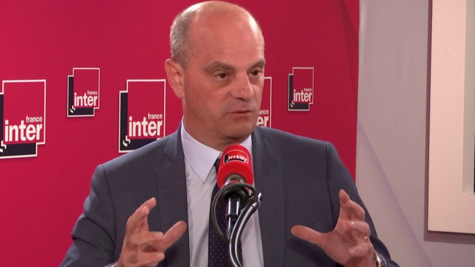 Jean-Michel Blanquer, à propos des 1800 suppressions de postes annoncées dans l'Éducation Nationale: " Au moins 400 postes administratifs"