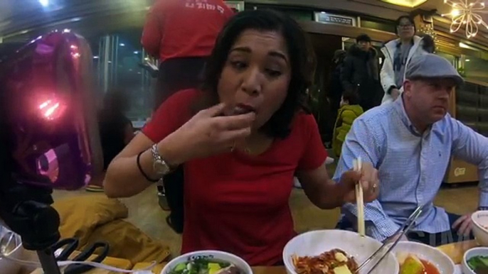 American Woman Eats LIVE OCTOPUS WHOLE On Live Stream