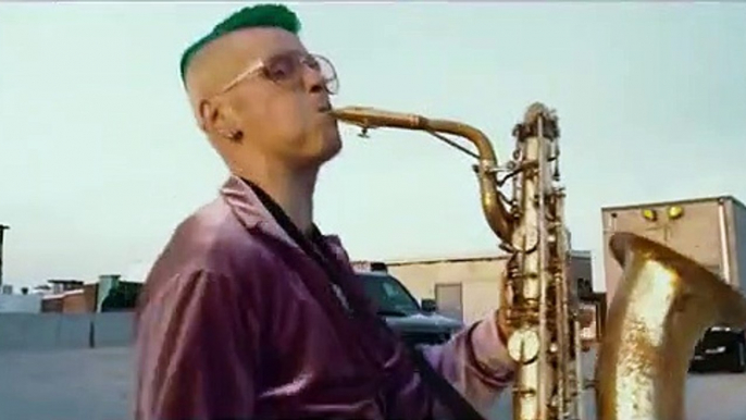 Too Many Zooz - Car Alarm (Clip)