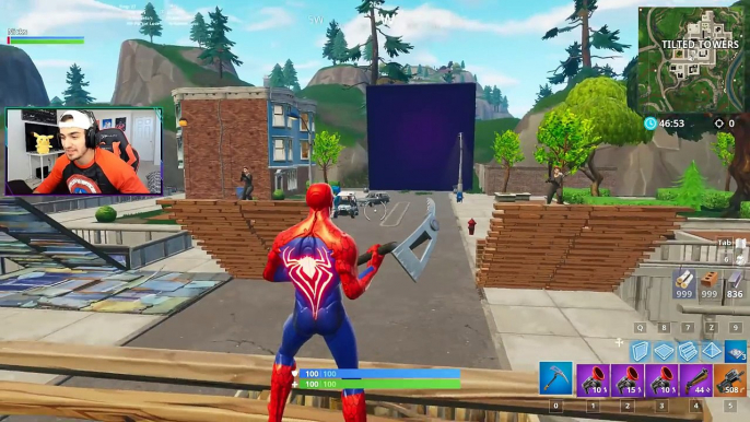 Spiderman challenges 3 noobs to a 1v3 in Playground! (INSANE BUILD BATTLES)