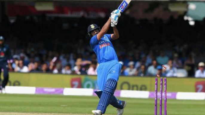 Asia Cup 2018 : Rohit Sharma Creates Record In Scoring Six