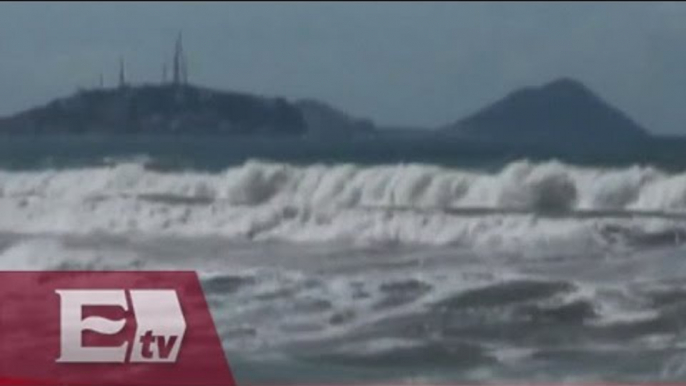 Tormenta tropical Polo se aleja de las costas de México / Titulares de la noche