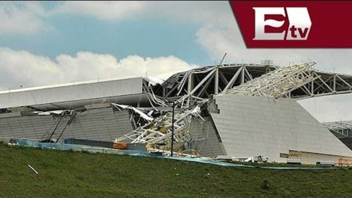 Mueren 2 obreros por derrumbe del Estadio Mundialista en Brasil / Andrea Newman