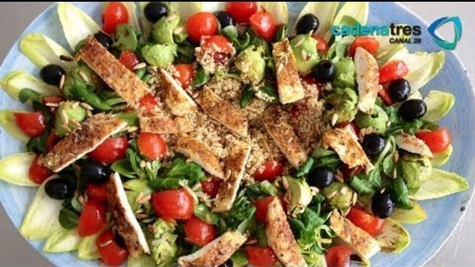 Receta de ensalada de quinoa con espárragos y vinagreta. Receta de ensalada / Salad recipe