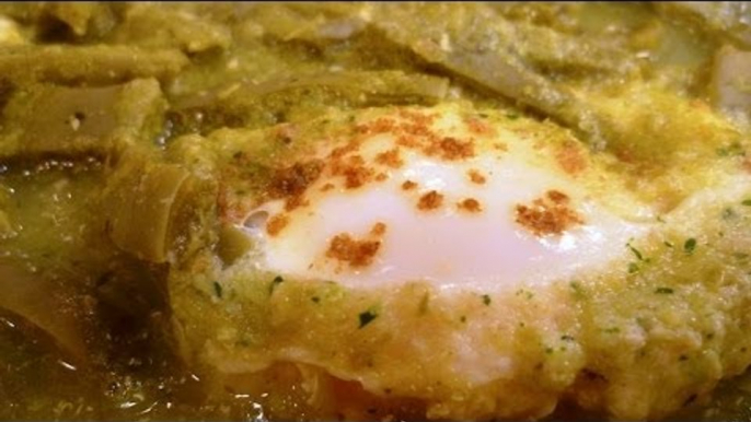 Receta para preparar huevos ahogados en salsa verde. Receta de huevos ahogados / Huevos ahogados