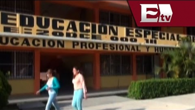 Normalistas de Oaxaca rechazan examen de oposición para obetner una plaza / Titulares de la mañana