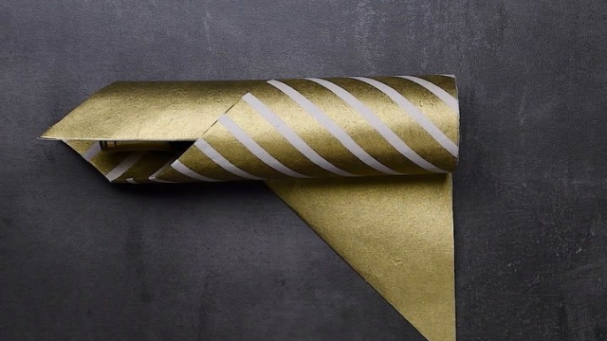 Wrap Your Head Around These Six Genius Gift Wrapping Ideas