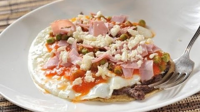 Huevos motuleños - Mexican fried eggs - Recetas de desayunos - Recetas de cocina mexicana