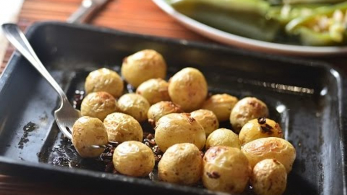 Papitas cambray al ajillo y al horno - Recetas de botanas fáciles