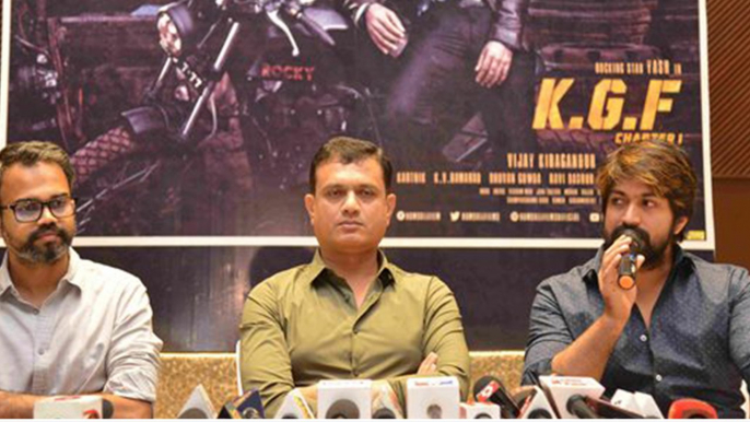 K.G.F Kannada movie : ಸಿನಿಮಾ ಬಿಡುಗಡೆ ದಿನಾಂಕ ಯಾಕೆ ಮುಂದೆ ಹೋಯ್ತು ಗೊತ್ತಾ..? | FILMIBEAT KANNADA