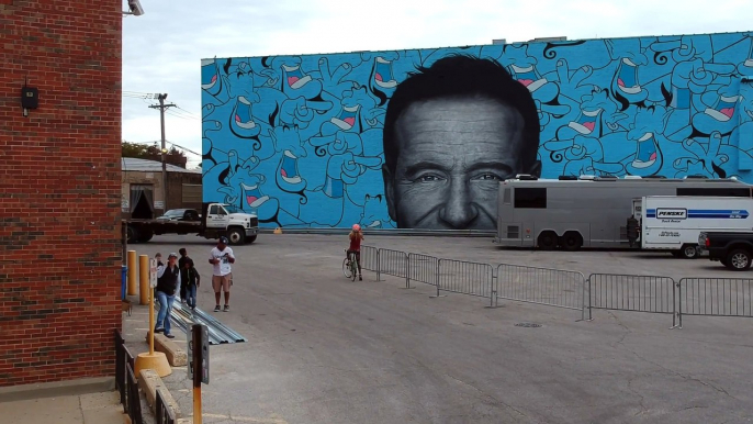 Robin Williams - street art mural in chicago - Awesome