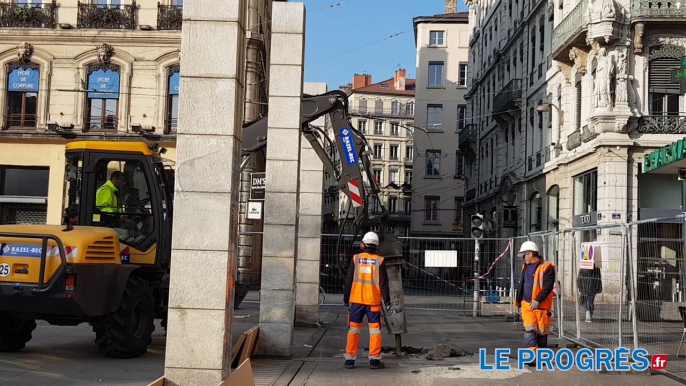 Les premiers travaux assourdissants place des Terreaux