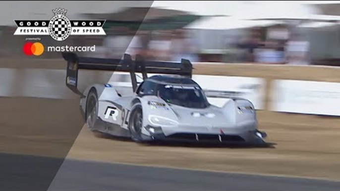 Terrifying grassy save for 670bhp VW ID R Pikes Peak at Goodwood