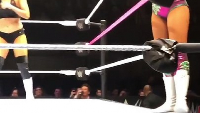 IIconics (Billie Kay and Peyton Royce) vs Asuka and Carmella - WWE White Plains October 22nd 2018 03