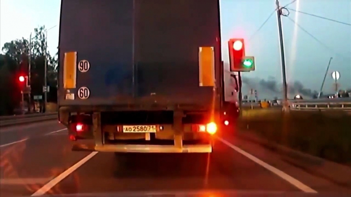 Roads  Cars & Idiots Ep. 26 - CAR CRASHES - Russian Traffic - Crash Compilation