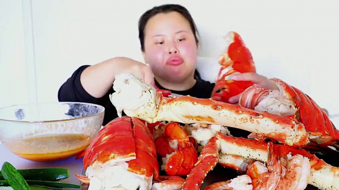 MUKBANG SEAFOOD BOIL! 먹방 (EATING SHOW!) KING CRAB + GIANT LOBSTER + SHRIMP