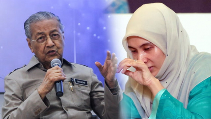 Dr Mahathir says Nurul Izzah 'must have her reasons' for quitting party posts