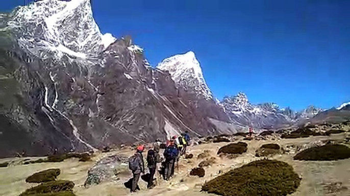 Everest Base Camp Trekking - Everest Trek | missionhimalayatreks.com